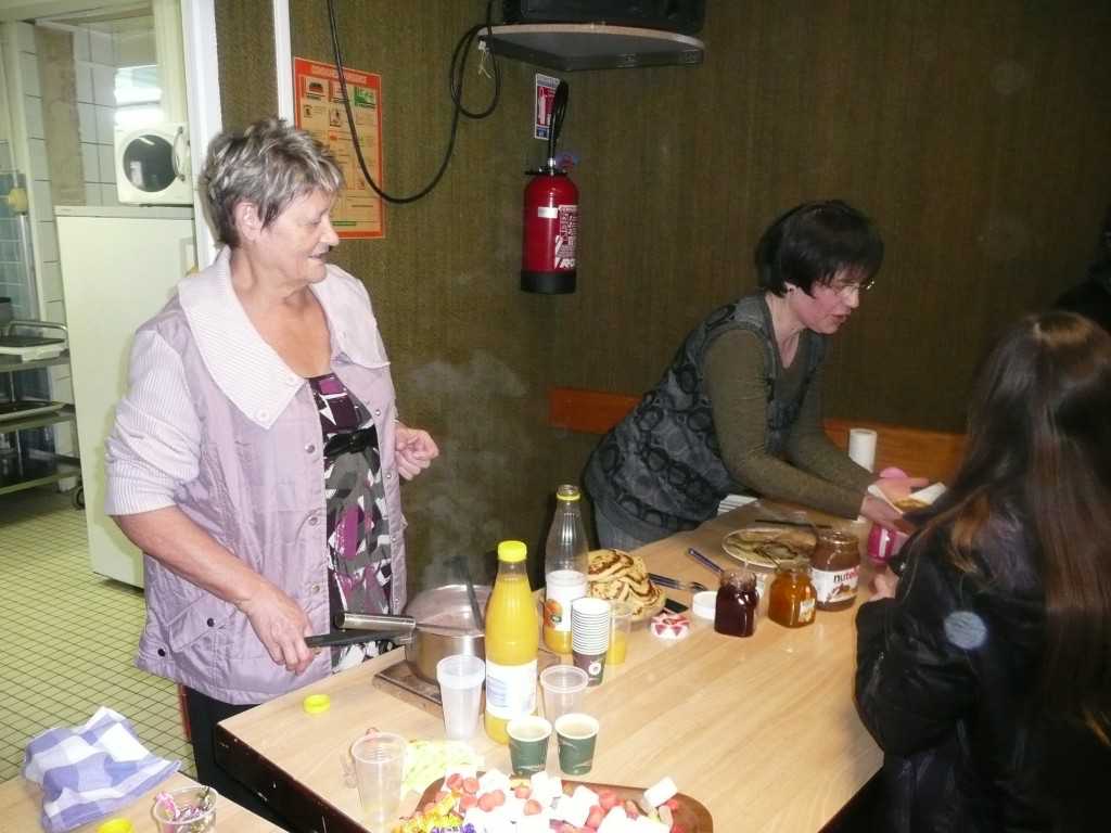 Une bonne crêpe et un bon chocolat chaud pour se réchauffer